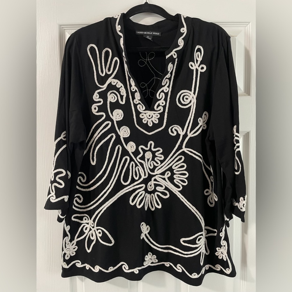 Lauren Michelle Black Tunic with White Embroidery